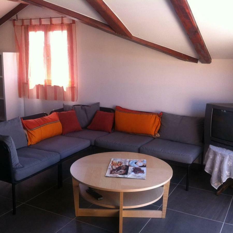 דירות Novigrad Istria Delfin מראה חיצוני תמונה