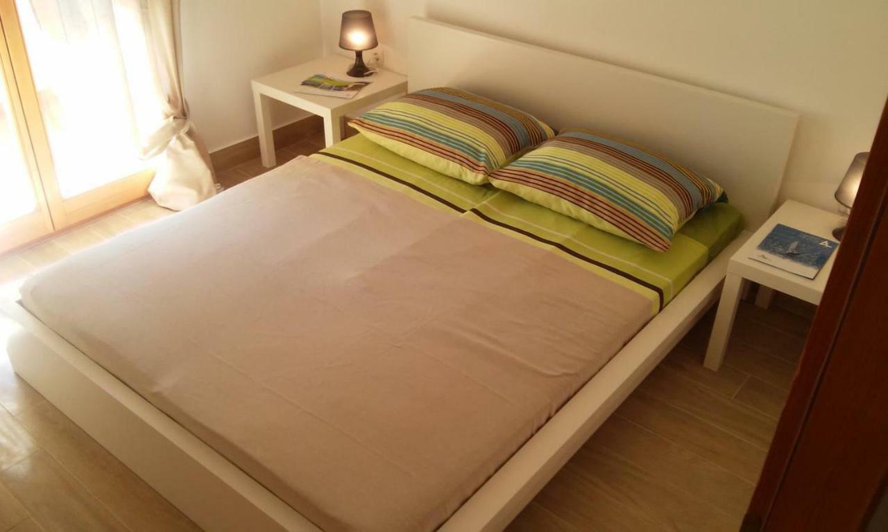 דירות Novigrad Istria Delfin מראה חיצוני תמונה